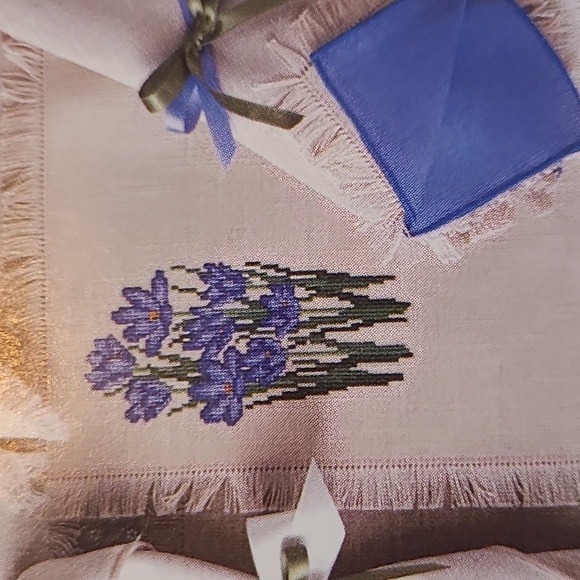 Spring Flowers crossstitch patterns by Artistic Needle - Picture 6 of 15